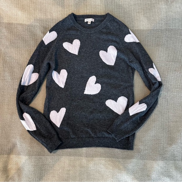 Philosophy Cashmere Gray and Pink Heart Crew Neck Sweater